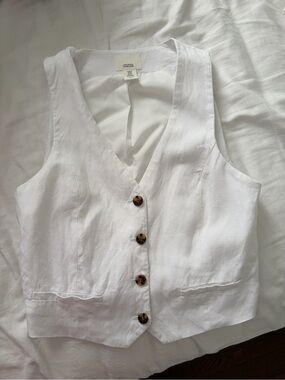 HM linen vest white